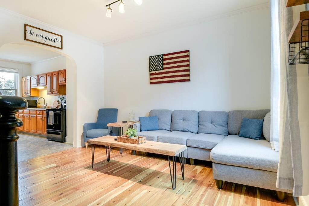 Apartamento Cozy Retreat In Downtown With Backyard Patio *