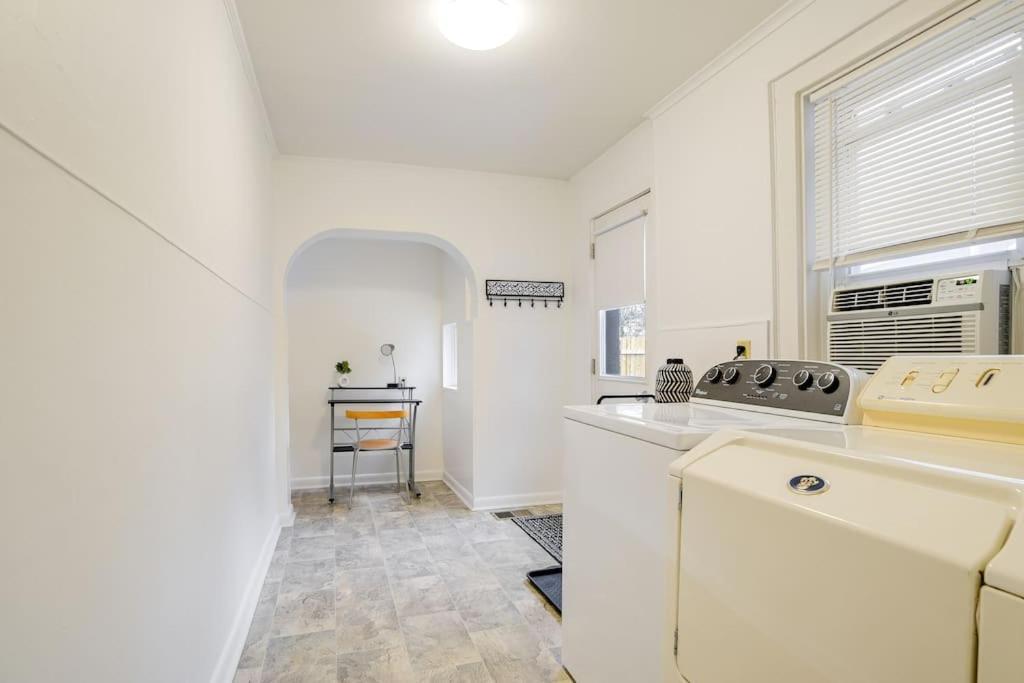 Apartamento Cozy Retreat In Downtown With Backyard Patio Lancaster